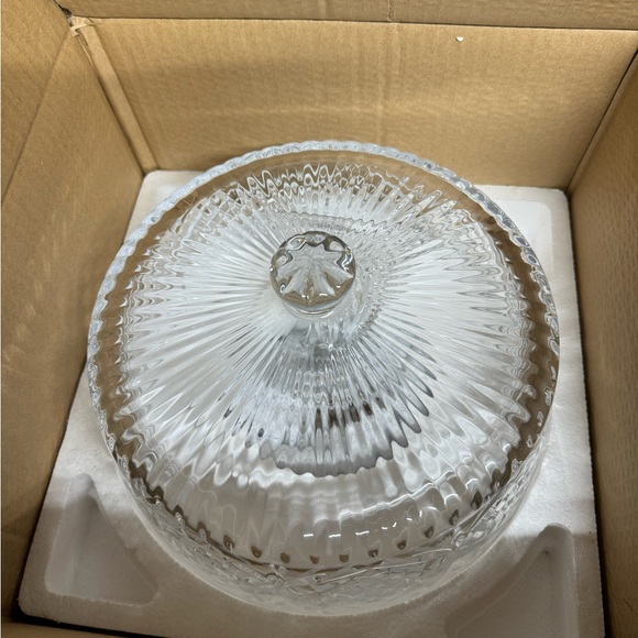 Shannon Dublin Collection Four-in-one Heavy Clear Crystal Cake Plate With Done - Picture 5 of 5